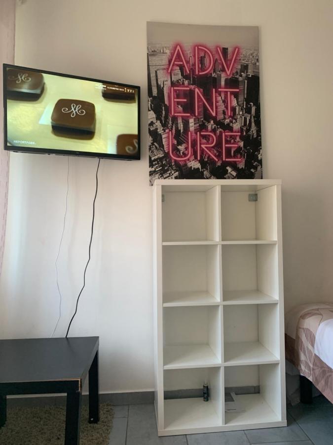 Studio A Mantes Exteriör bild